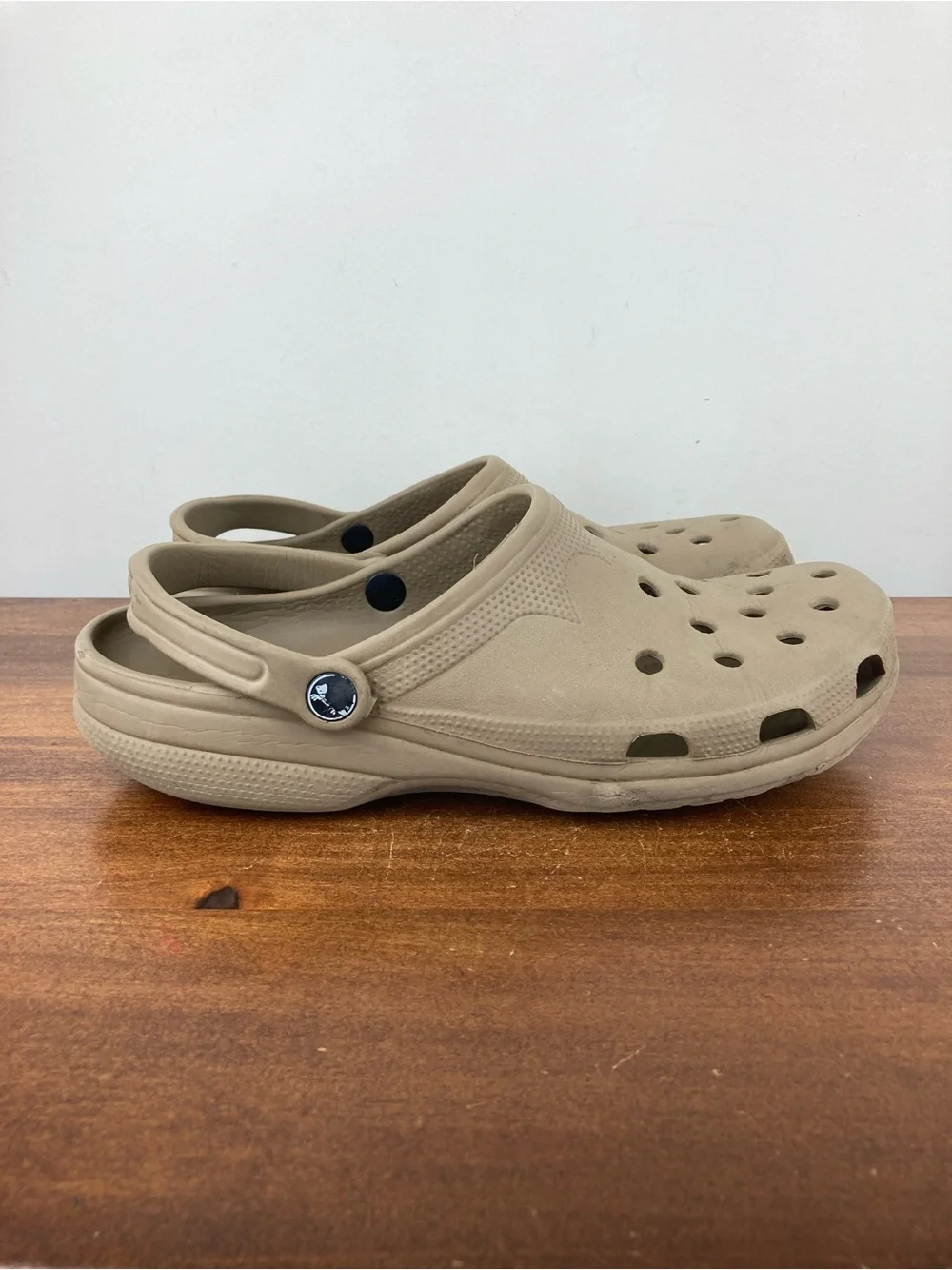 Crocs Classic Comfort Clogs Brown Neutral Men's Size XXL 12-13 Pre-Owned.